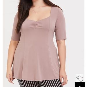 Torrid Studio Knit Sweetheart Neckline Top Size 1